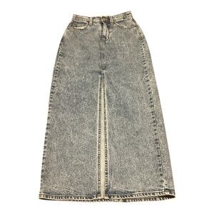 UNIVERSAL THREAD acid wash Jean skirt